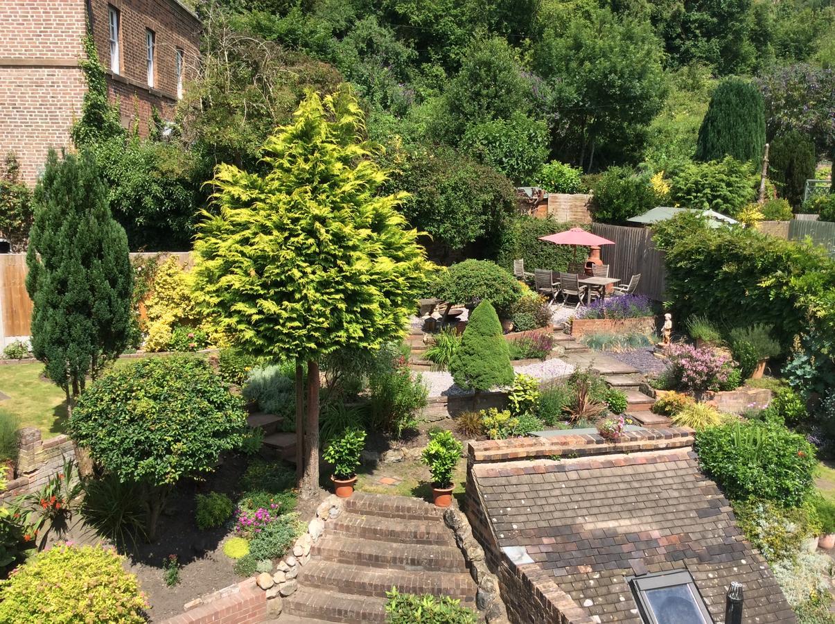 The Library House B&B Ironbridge Exterior foto
